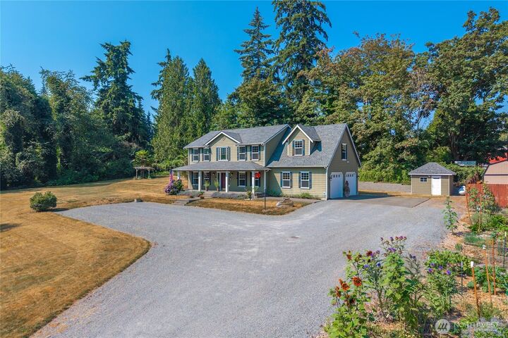 Property Photo:  3610  106th Avenue Ct E  WA 98372 