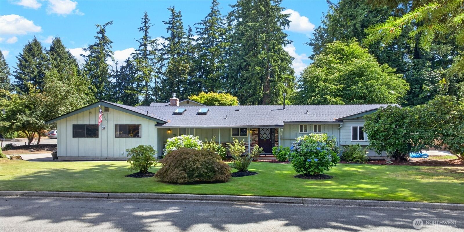 Property Photo:  11725  47th Drive NE  WA 98271 