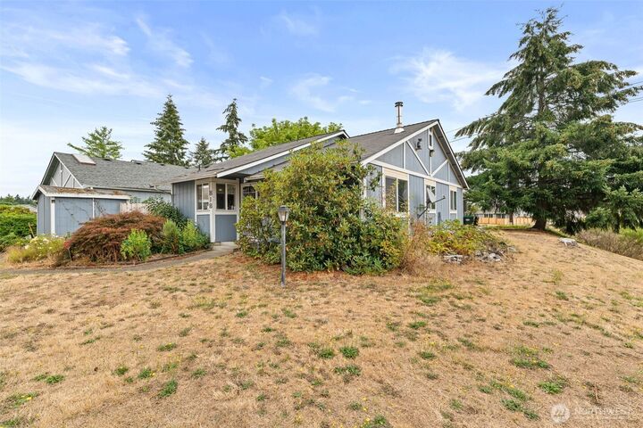 Property Photo:  818  Berne Lane SE  WA 98513 