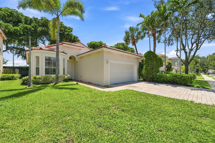Property Photo:  7778 NW 17th Place  FL 33024 