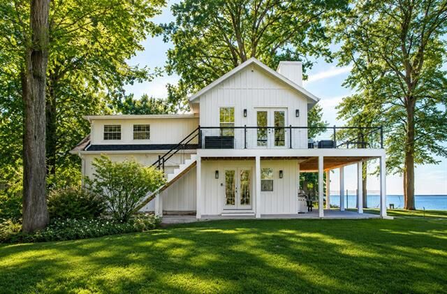 Property Photo:  1722 Lake Michigan Drive  MI 49408 