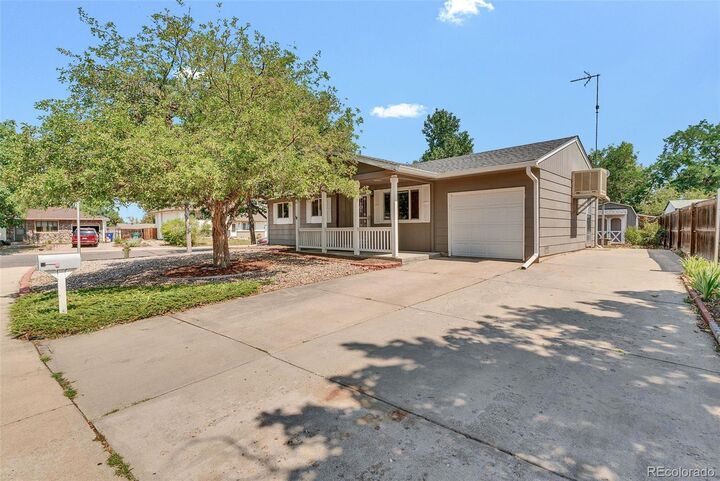 Property Photo:  11609 E Walsh Place  CO 80012 