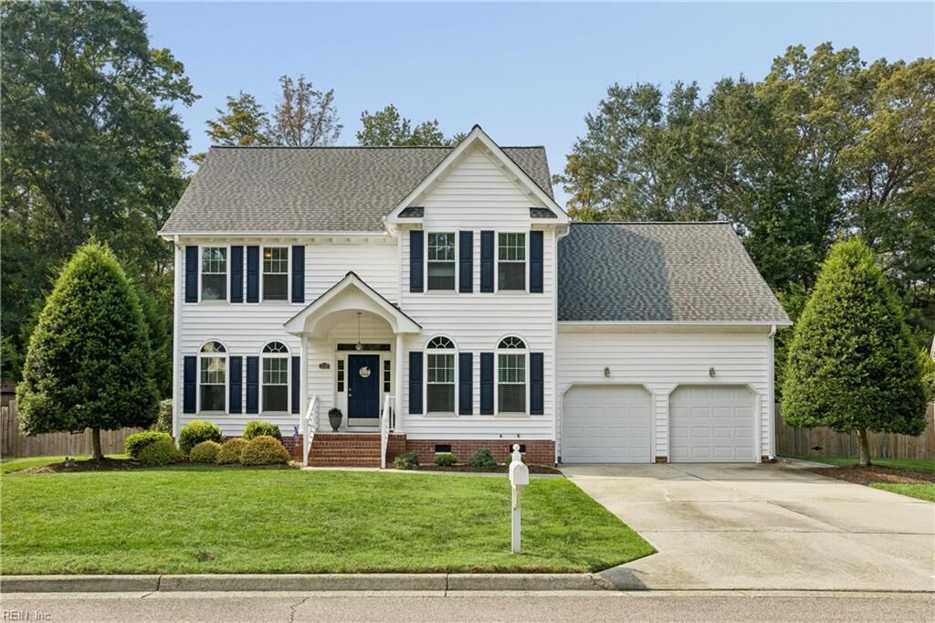 Property Photo:  2129 Chesterfield Loop  VA 23323 