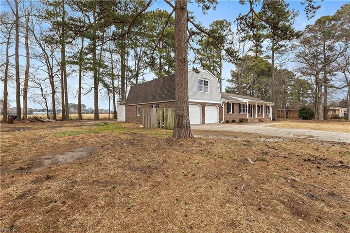 Property Photo: 3025 Woodlawn Dr VA 23434