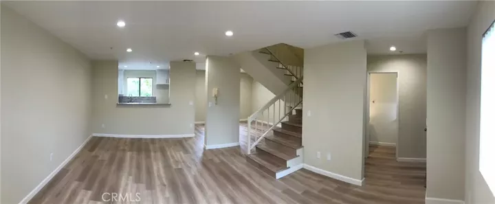 Property Photo:  604 W Milford Street 2  CA 91203 