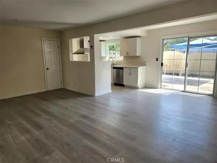 Property Photo:  1573 S Reservoir Street J  CA 91766 