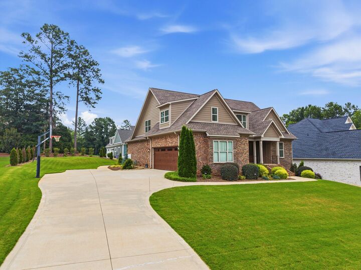 Property Photo: 617 Crowe Creek Trail SC 29349