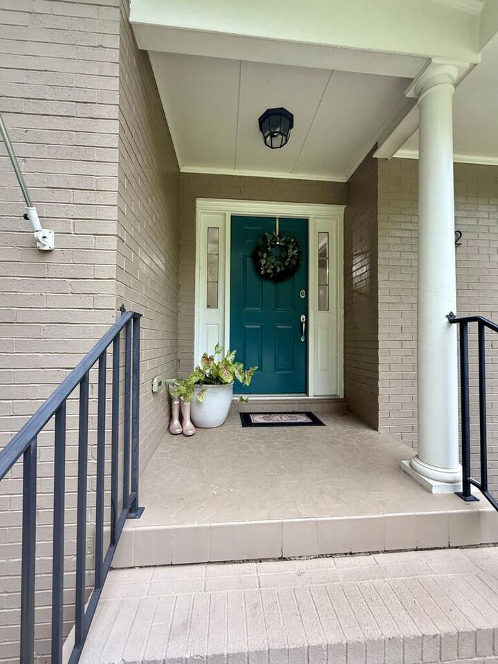 Property Photo: 512 Rosemont Dr AL 36303