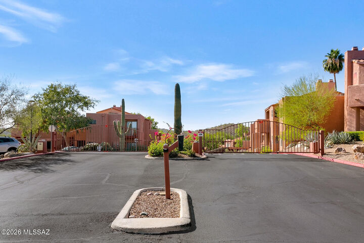 Property Photo: 5051 N Sabino Canyon Road 2124 AZ 85750