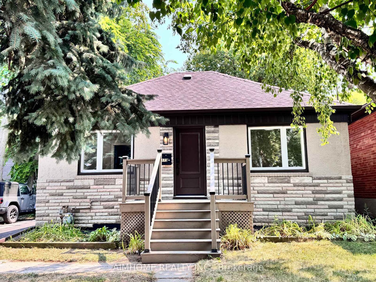 Property Photo:  173 Melrose Street  ON M8Y 1B6 