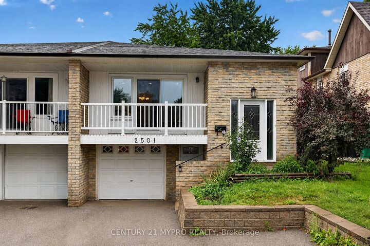 Property Photo:  2501 Cobbinshaw Circle  ON L5N 2G2 