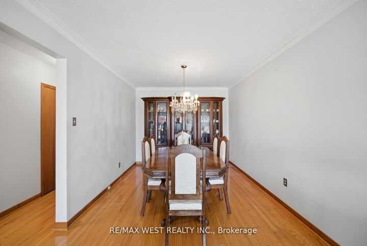 Property Photo:  111 Shoreham Drive  ON M3N 1S8 