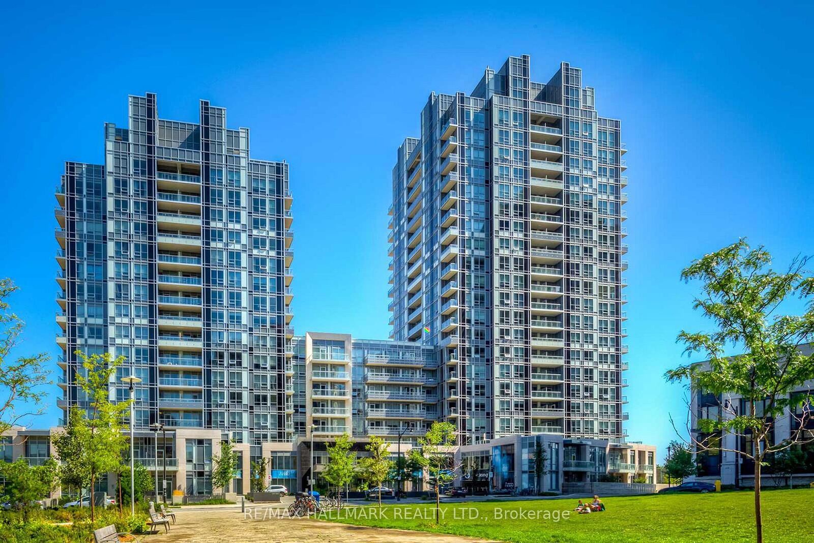 Property Photo:  120 Harrison Garden Boulevard 1406  ON M2N 0H1 
