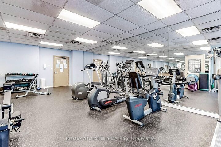 Property Photo: 233 Beecroft Road 107 ON M2N 6Z9