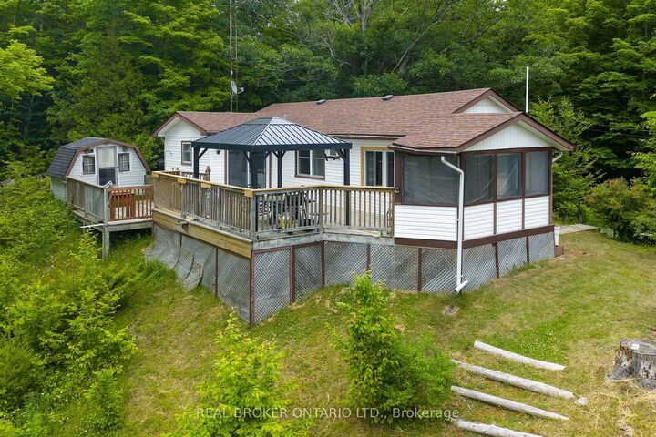 1180 Guigue Road — photo 1