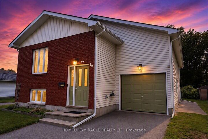 Property Photo: 40 St Charles Street ON K8P 2V8