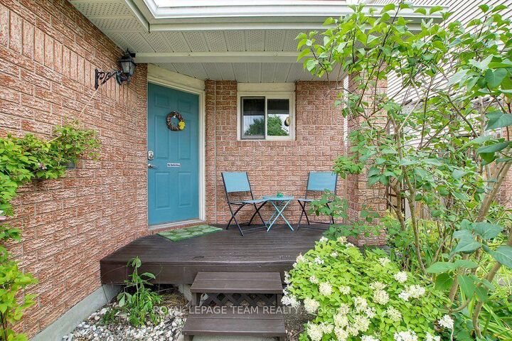 Property Photo: 50 Burlington Crescent ON K1T 3K7