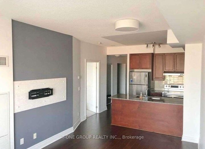 Property Photo:  8110 Birchmount Road 511  ON L6G 0E3 