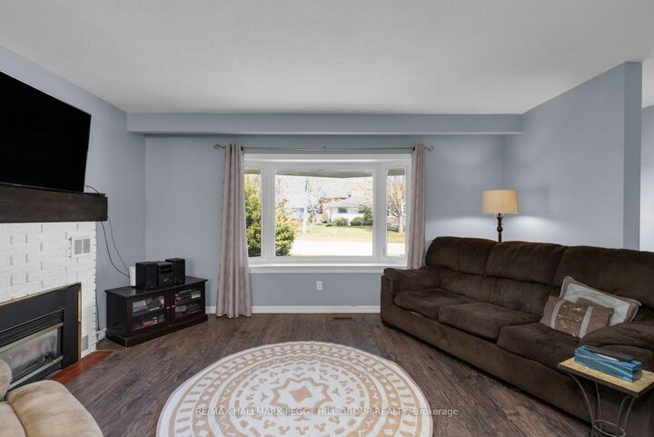 Property Photo: 423 Mary Street ON L3V 3G5