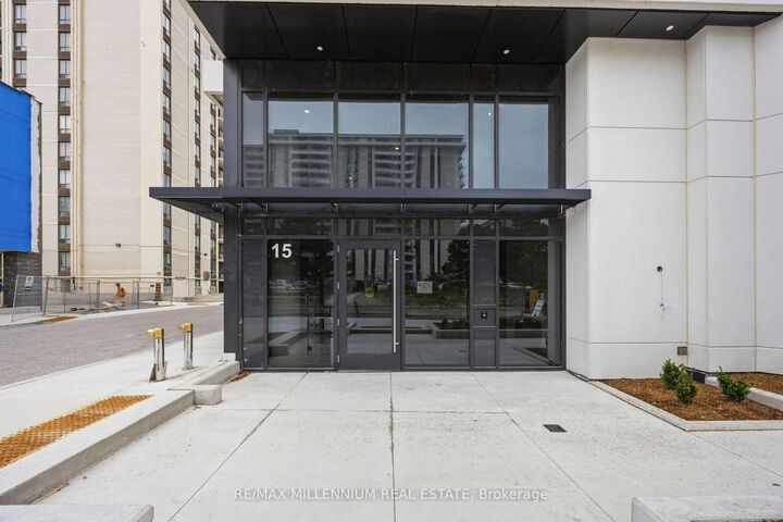 Property Photo:  15 Salomon Drive 1703  ON M3C 0T2 