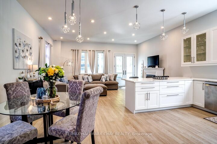 Property Photo: 611 Northcliffe Boulevard ON M6E 3L8