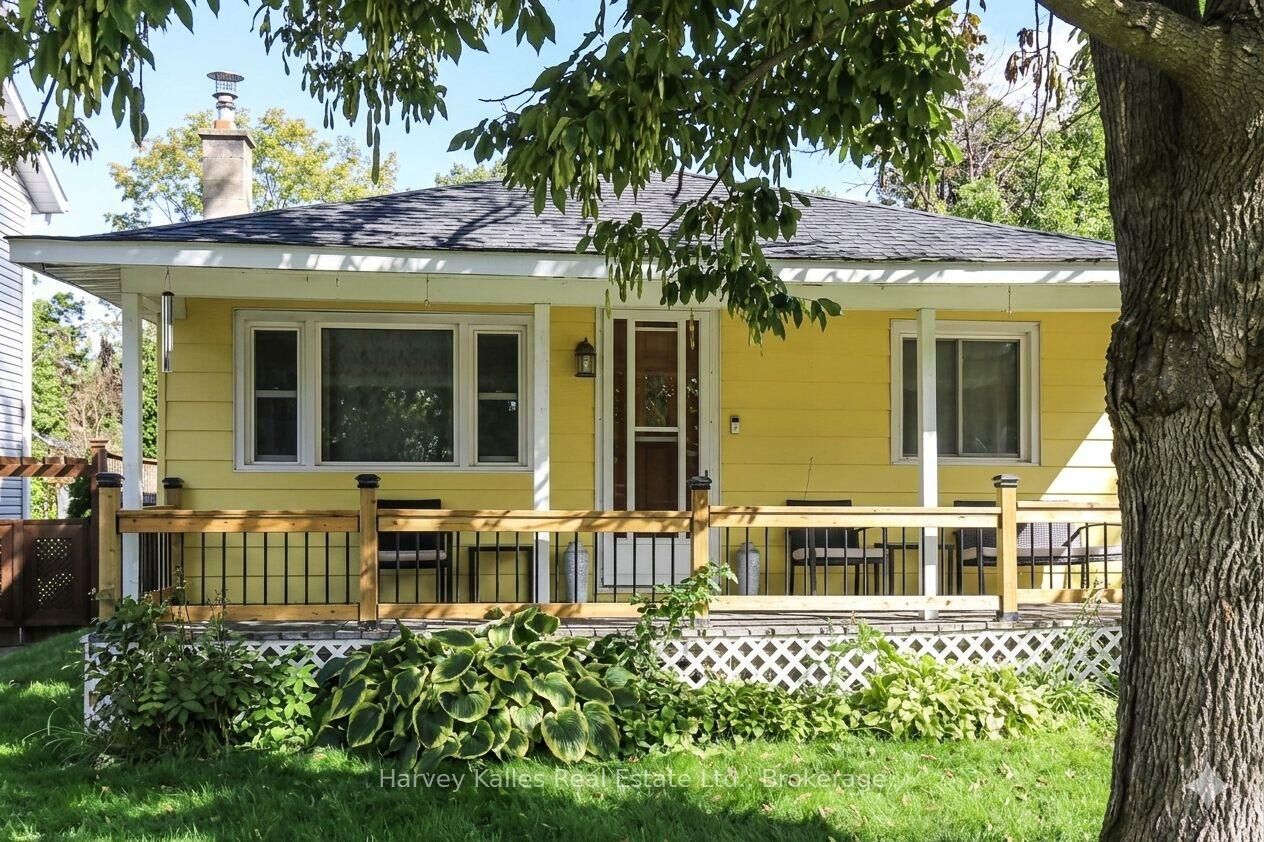 Property Photo: 27 Peel Street ON L9M 1A5
