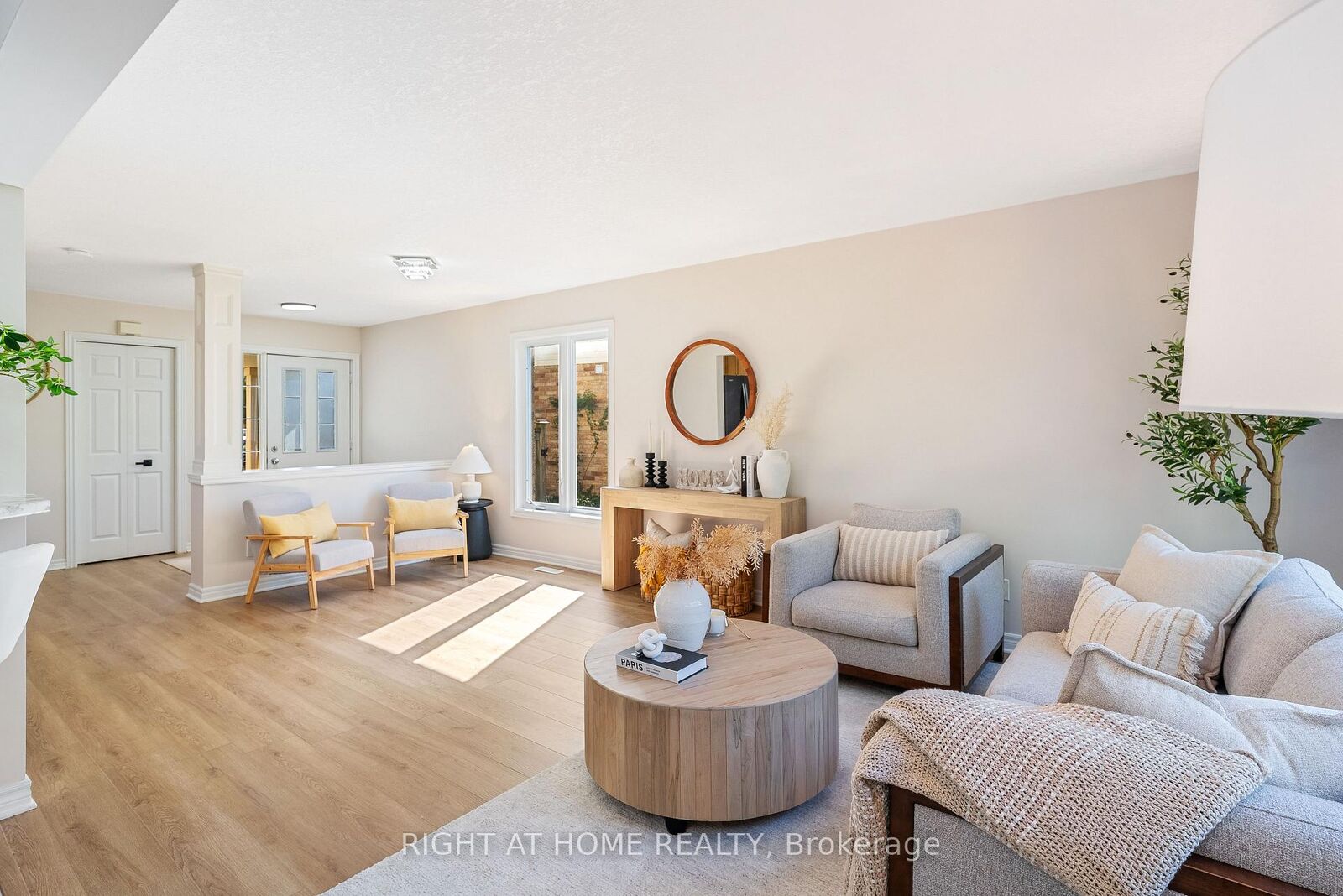 Property Photo: 754 Hedgerow Place ON N5X 4L6