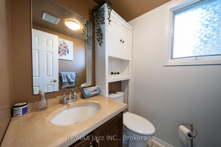 Property Photo: 110 Freeland Avenue E ON L1C 4V6