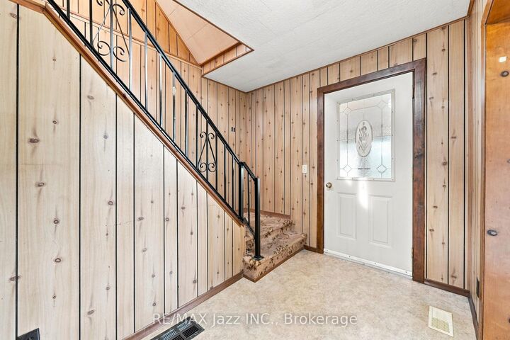Property Photo: 119 West Street W ON K8N 4X8