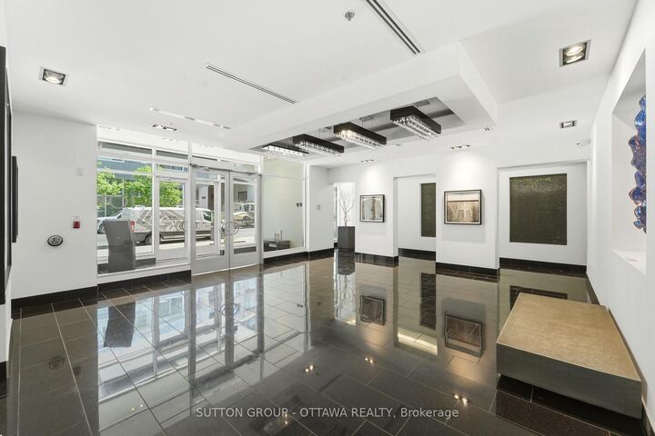 Property Photo: 101 Richmond Road 110 ON K1Z 0A6