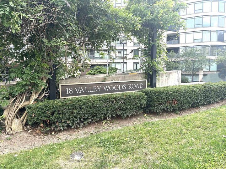 Property Photo:  18 Valley Woods Road 716  ON M3A 0A1 