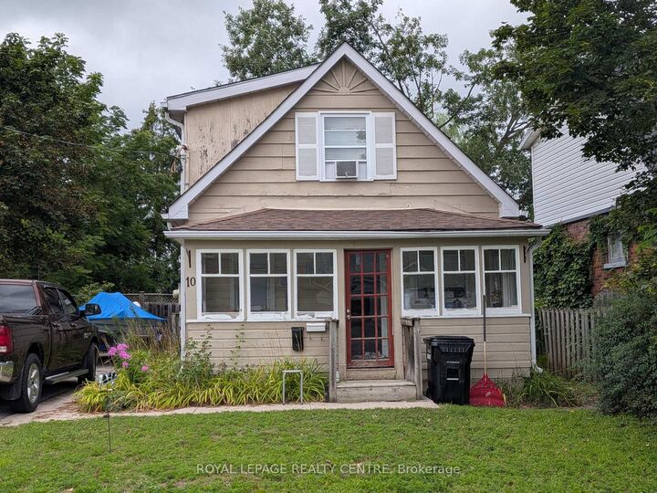 Property Photo:  10 Dufferin Street Upper  ON L4N 2J7 