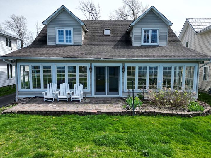 Property Photo:  203 Lake Drive E  ON L4P 3E9 