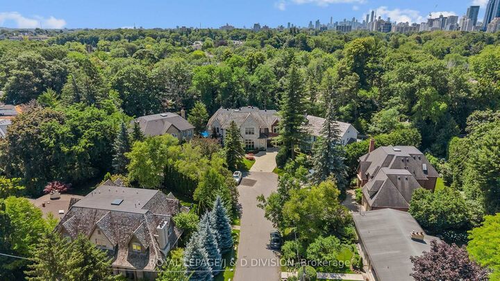 Property Photo: 5 Pine Forest Road ON M4N 3E6