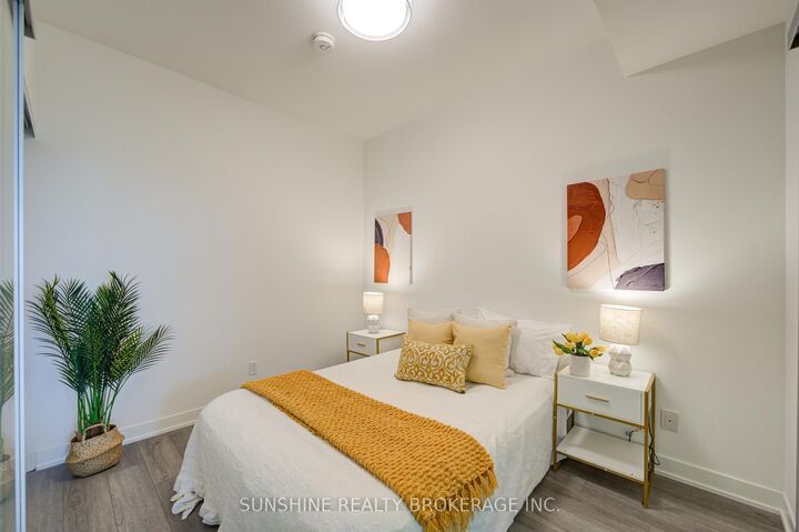 Property Photo:  38 Simcoe Promenade N/A 311  ON L6G 0H7 