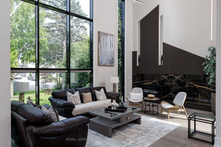 Property Photo: 564 Stonecliffe Road ON L6L 4N9