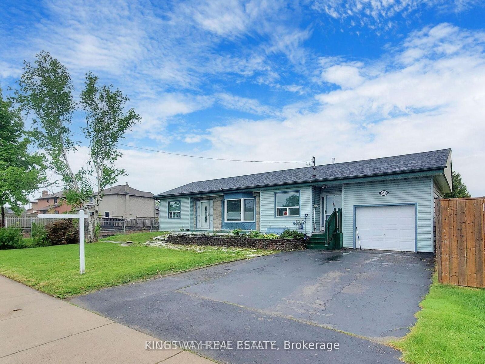 Property Photo: 556 Barton Street E ON L8E 5N3