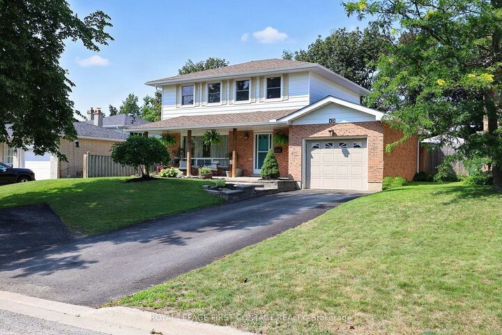 Property Photo: 12 Davies Crescent ON L4M 2M3