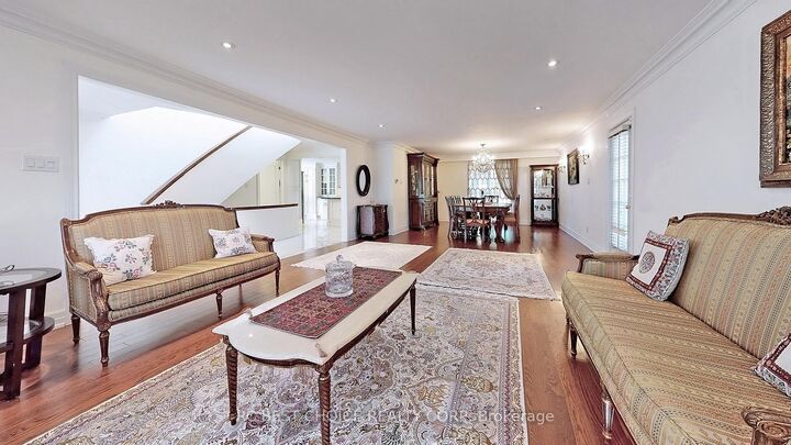 Property Photo: 76 Rockford Road ON M2R 3A7