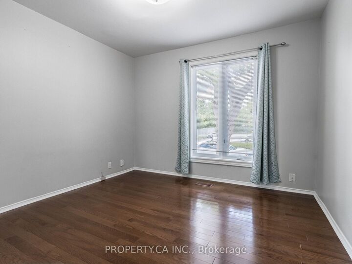 Property Photo:  285 Bartlett Avenue Main  ON M6H 3G3 