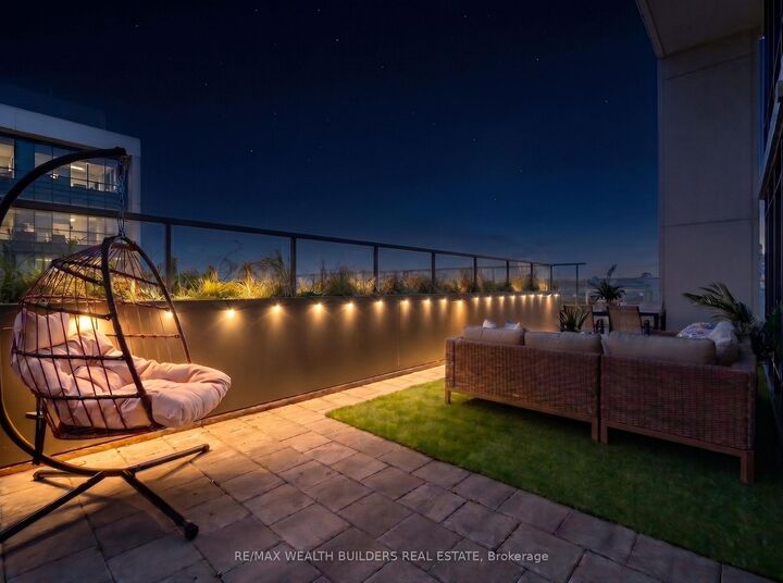 Property Photo: 15 Merchants' Wharf Way 1133 ON M5A 0N8