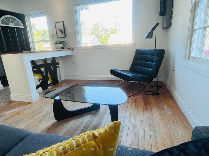 459 Nelson Street — photo 1