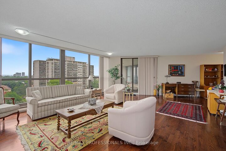 Property Photo: 2010 Islington Avenue 1004 ON M9P 3S8