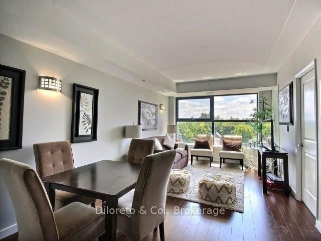 Property Photo:  1291 Gordon Street 425  ON N1L 0M5 