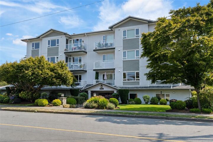 Property Photo: 9975 Fifth St #302 BC V8L 2X6