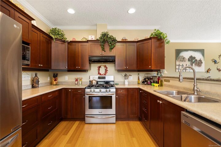Property Photo: 5300 Gainsberg Rd #6 BC V0R 1G0
