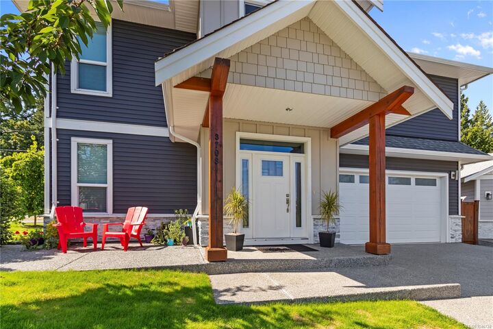 Property Photo: 3703 Delia Terr BC V9T 0L1