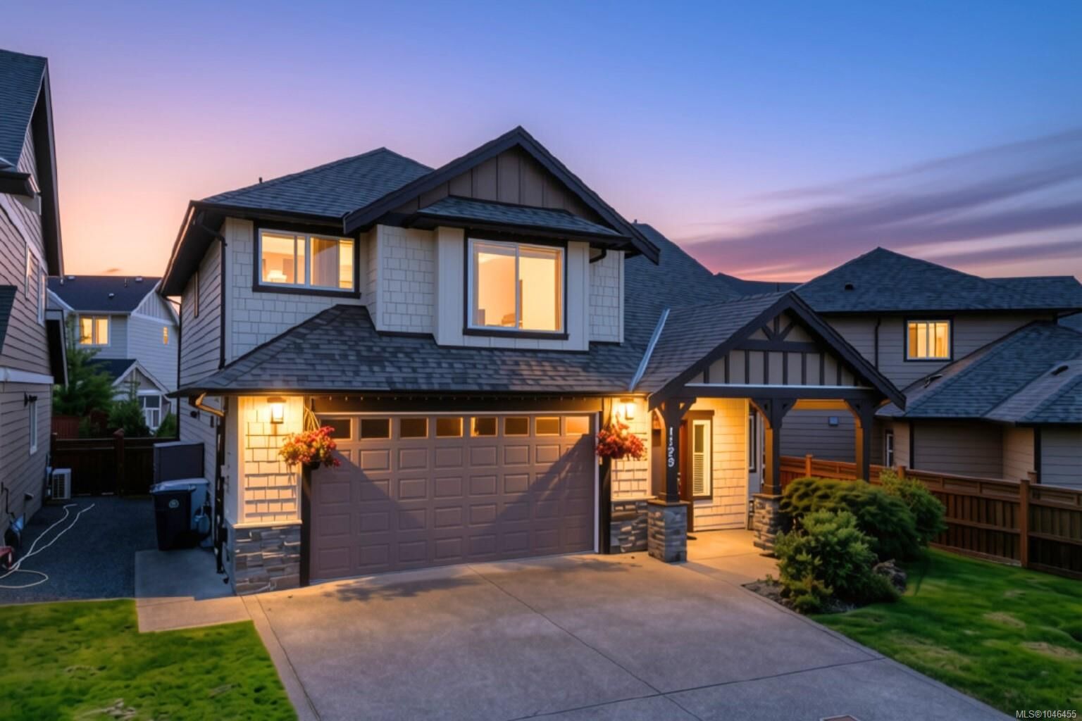 Property Photo: 1129 Smokehouse Cres BC V9C 0M6