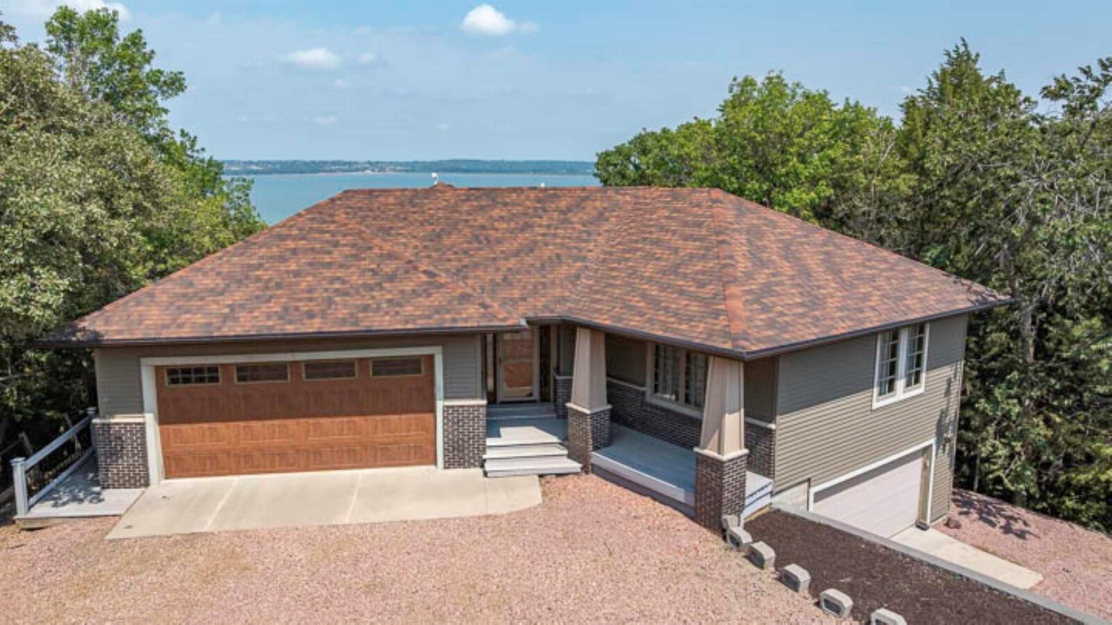 Property Photo: 18 Timberline Trail NE 68730