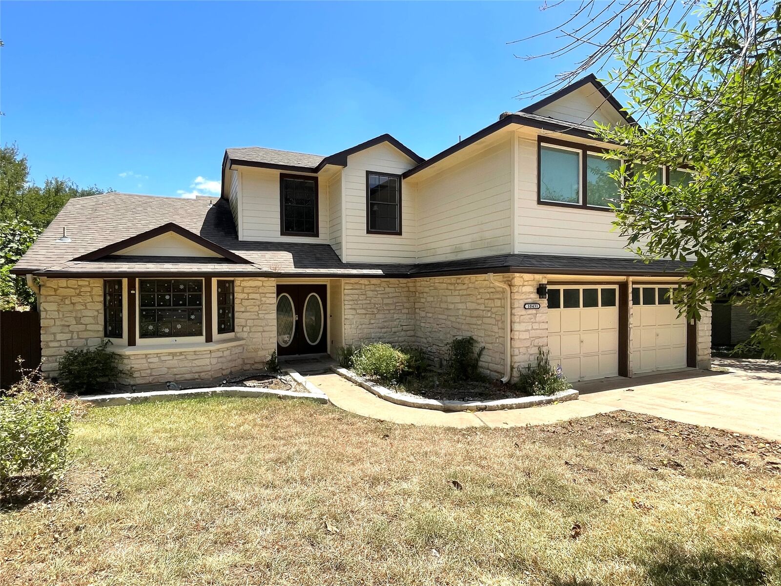 Property Photo:  10431 Scotland Well Drive  TX 78750 